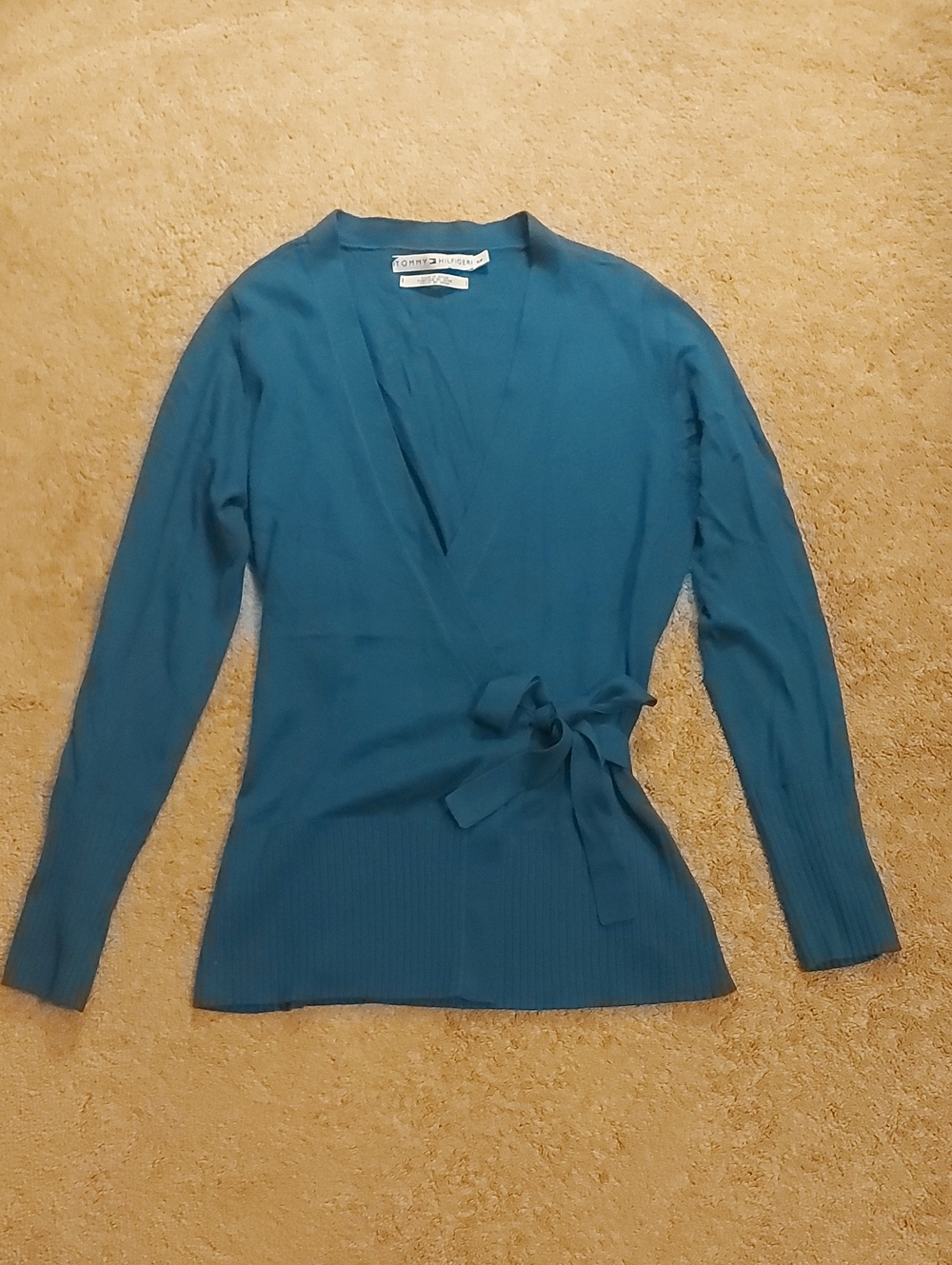 🦋3/$30 Tommy Hilfiger wrap sweater